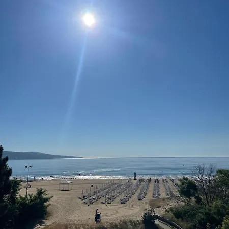 Gallery L * Słoneczny Brzeg