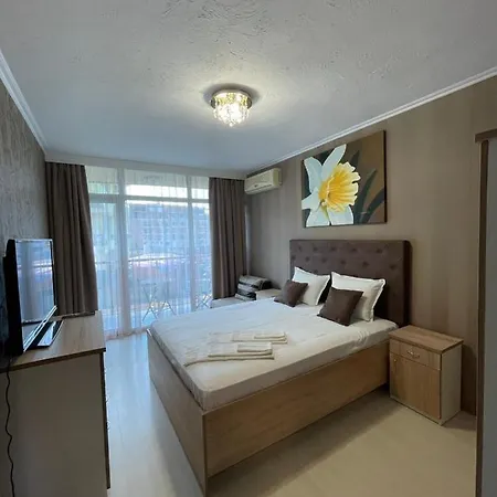 Gallery L Apartment *