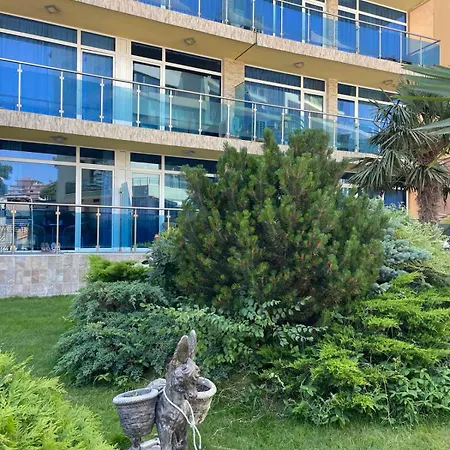 Gallery L Сонячний Берег