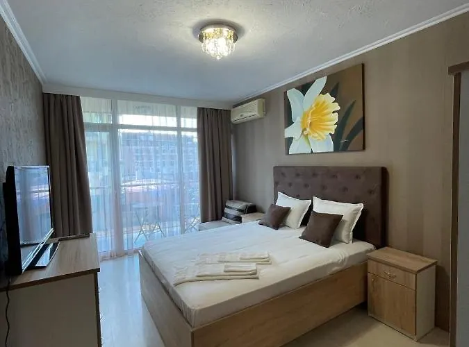 Gallery L Апартаменти *