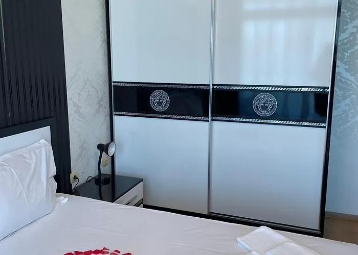 Апартаменти Gallery L Сонячний Берег