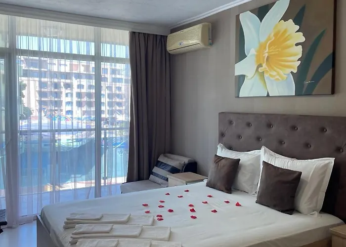 Gallery L Апартаменти *